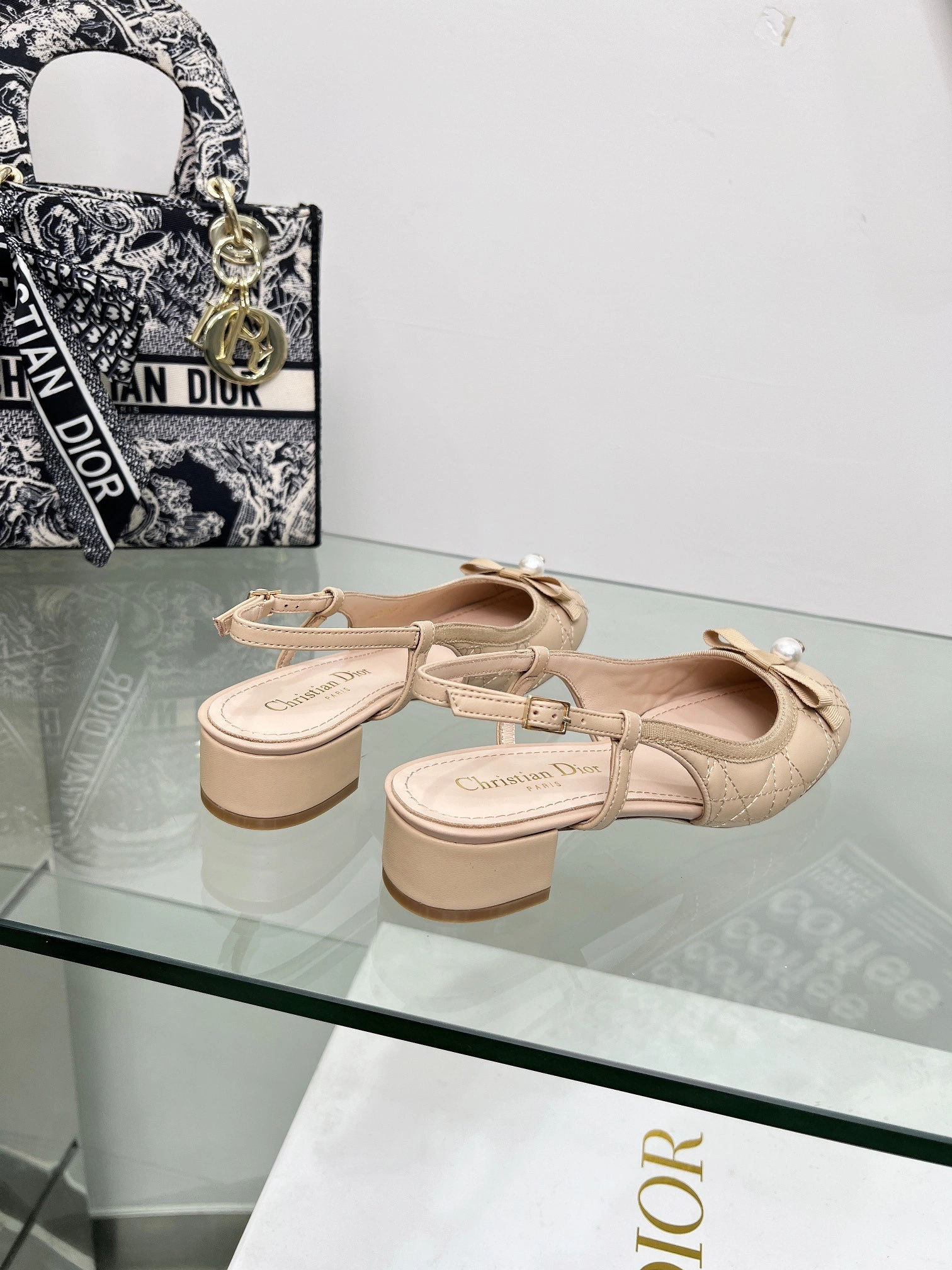 TH-- 4ior KDB968CQC_S21U Dior Ballet Heel height：3.5cm item:ET-X000H2118